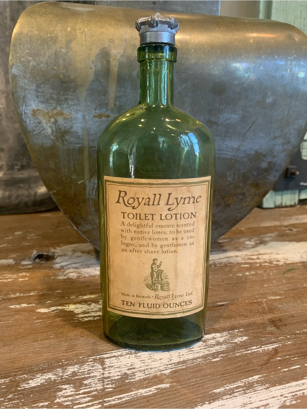 Vintage Royall Lyme Green Glass Toilet Lotion Bottles plus an amber/gold  bottle - Picture 5 of 6